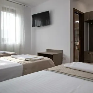 2* Gasthuis Airport House